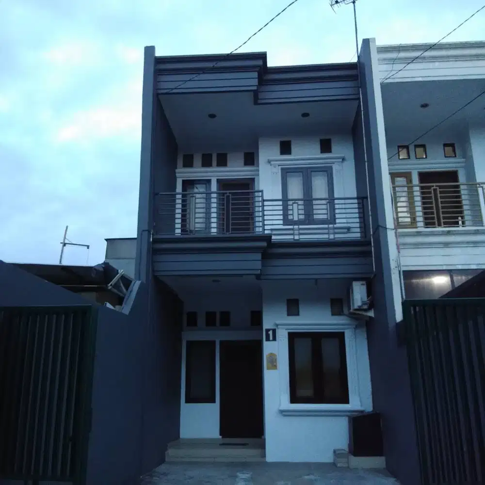 Dijual rumah cantik & murah di Asia Baru, jalan 2 mobil dan strategis