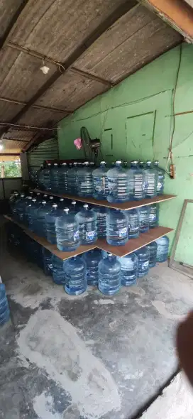 JUAL AQUA GALON + ISI 19 LITER