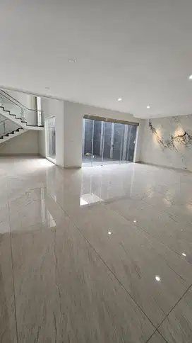 Rumah Baru  Komplek Batununggal Indah Modern Design di Bandung