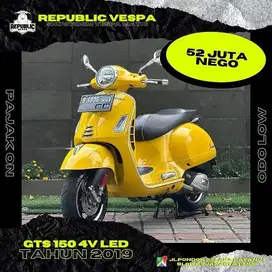 PIAGGIO Vespa GTS 150 4V IGET ABS LED FACELIFT TH 2019 Warna Yellow