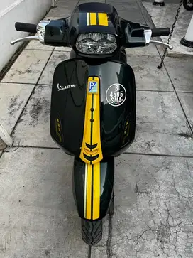 vespa sprint racing sixties