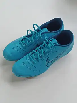 Sepatu Bola Nike Vapor 14 Club