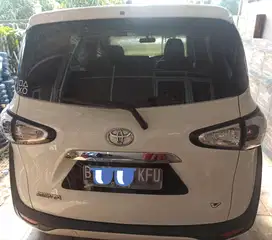 Toyota Sienta 2017 Bensin