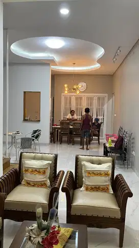 Rumah Bagus Dan Luas Siap Huni  Di Depok