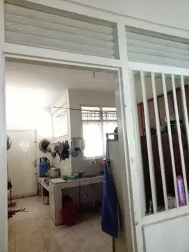 Rumah Luas Di Pusat Kota Bekasi Lokasi Strategis