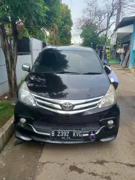 SALE Avanza Luxury G 1.3 Tahun 06/2015