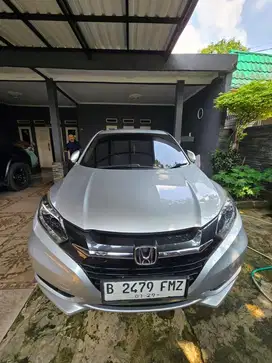HRV Prestige 1.8 AT sunroof