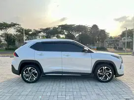 (KM 13 RIBU) Toyota Yaris Cross S GR Hybrid TSS Putih 2024 GRESS