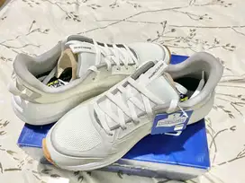 SEPATU SKECHERS