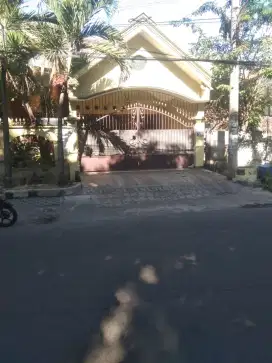 Rumah Keren Strategis