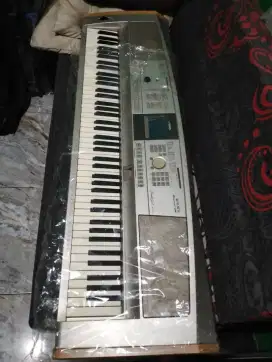 Digital Piano Yamaha DGX 505