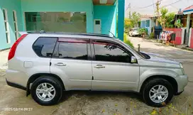Nissan X-Trail 2009 Bensin