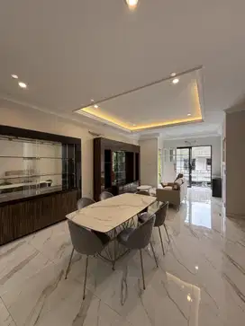 JUAL RUMAH BARU DI CILANDAK, JAKARTA SELATAN.