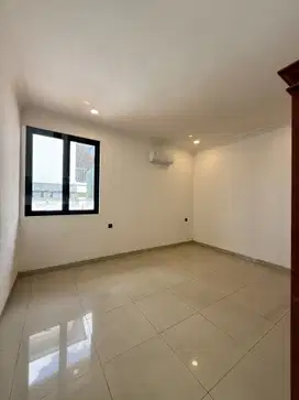 JUAL RUMAH DI AMPERA, JAKARTA SELATAN.