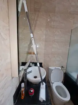 alat kebersihan toilet kamar mandi bulu tebal bahan premium merk Nde
