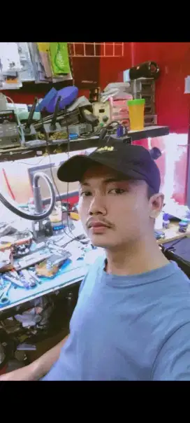Service komputer dan laptop