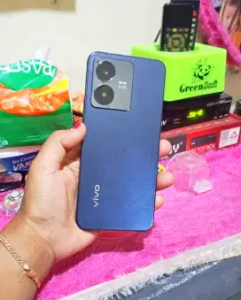 Vivo y22 ram 4+4/64 Nomines