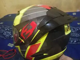 Helm NHK R9 MASIH MULUS 90%