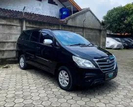 [Harga Cash] TOYOTA Kijang Innova E A/T 2013 (Barong) - Tgn 1, KM 87k