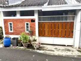 DIJUAL RUMAH SIAP HUNI MINIMALIS BANYUMANIK