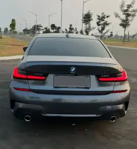 MURAH. BMW 330i G20 Sunroof M Sport 2019 lci 320i