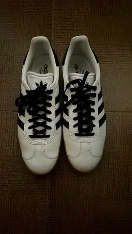 DIJUAK SEPATU ADIDAS SAMBA