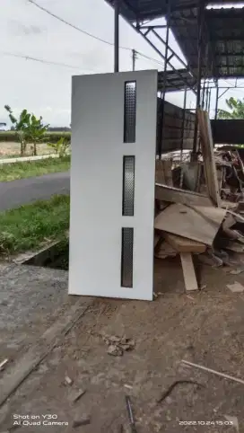 Pintu minimalis