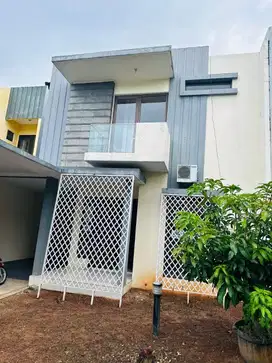Dijual murah rumah 2 lantai di Foresta Cluster Giardina BSD City