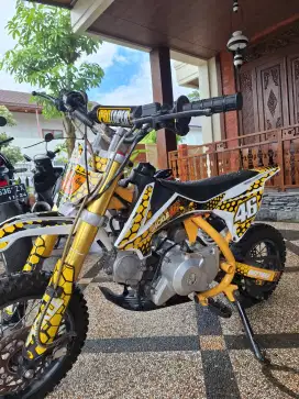 Motor tril  4 Tak Kondisi 80%