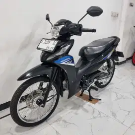 Honda Revo Fit Fi 2024 bln 5 Gress Km 8 rb full ori