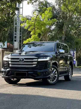 Land Cruiser 300 VXR 4x4 a/t 2022