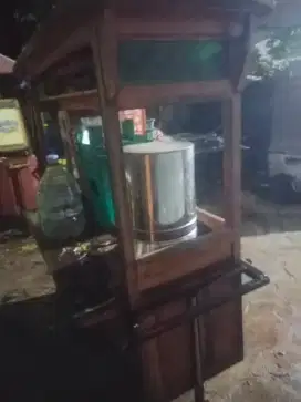 Gerobak kayu mahoni
