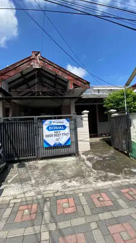 MURAH Darmo Baru Barat, cocok bangun ulang untuk rumah kos tinggal NEG
