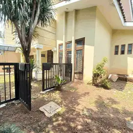 Rumah Luas Posisi Hook Di Bintaro Sektor 9 5697