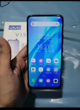 VIVO V15 RAM 8/256 GB FULLSET SECOND NO MINUS