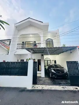 Rumah Disewakan Tebet Barat 2 Lantai Jakarta Selatan