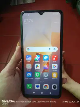 bantuin tmen mau jual redmi 13c 6+6/128 fullsett msih mulus bgtt