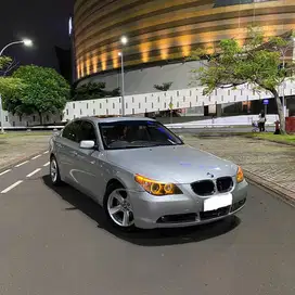 BMW 530i 2004 Bensin
