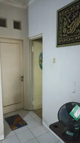 Rumah siap huni nyaman dekat stasiun  kencana loka bsd