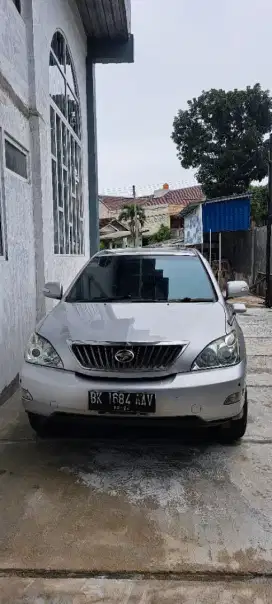 Toyota Harrier 2010