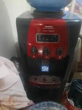 DISPENSER SANKEN 1,2 JUTA NET PAS BAGUS NORMAL TINGGAL PAKE AMBIL DEWE