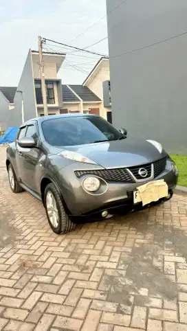 Nissan Juke RX warna abu