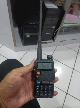 Hy baofeng uv 5t