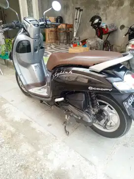 Scoopy 2019 Black