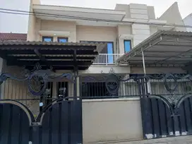 Rumah 180m Mewah Furnished 2 Lantai Siap Huni di Darmo Indah Surabaya
