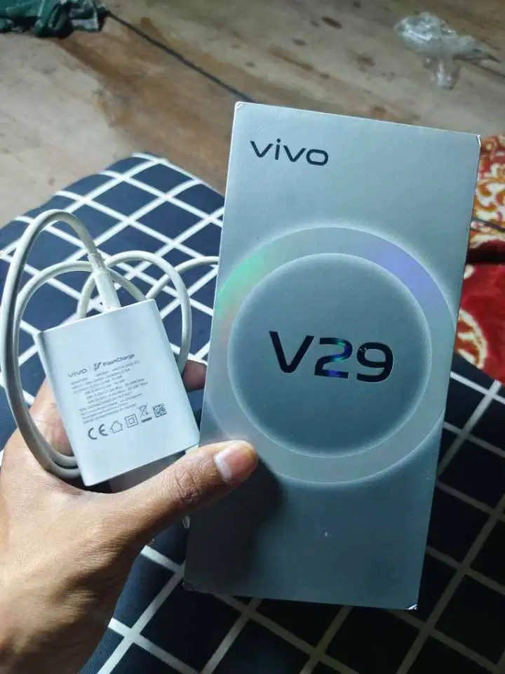 VIVO V29 5G 8+8 256 Gb