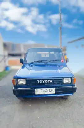 Kijang Super 1988 tiga pintu
