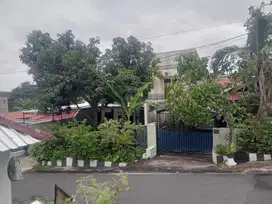 Rumah 2 Lantai Mintojiwo Semarang Barat