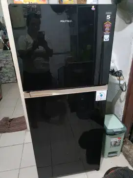 KULKAS POLYTRON 2 PINTU