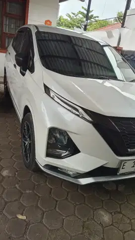 Jual Nissan Livina VL Matic 2019